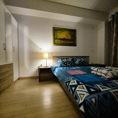 Flatiron Royal * Skopje